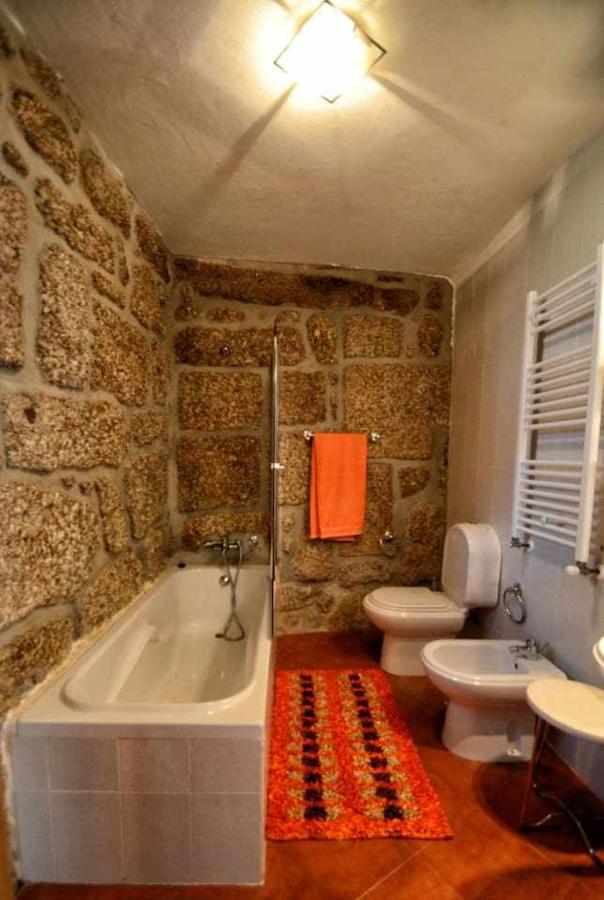 Casa De Barreiros Camelias De Basto Villa Lamelas  Luaran gambar