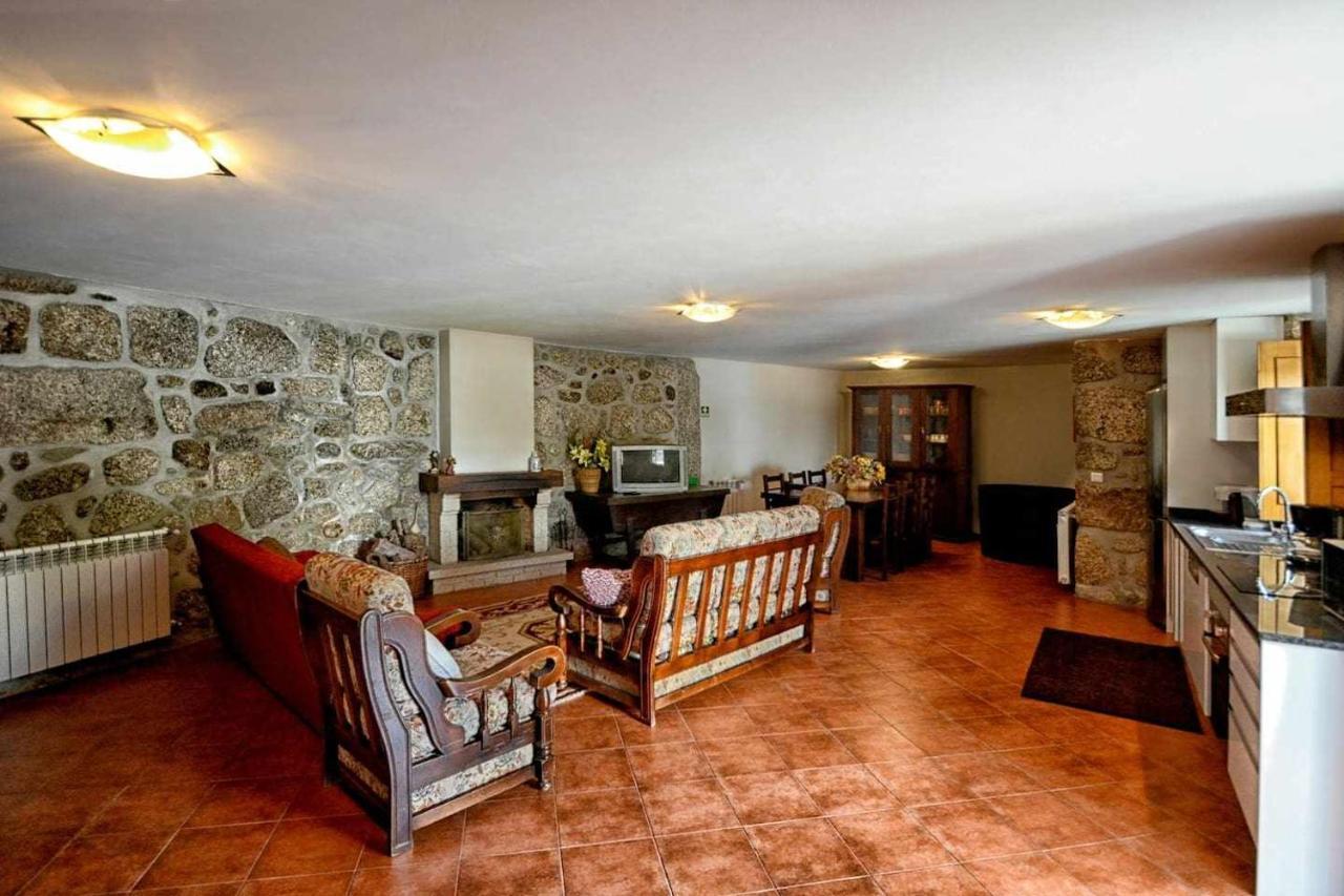 Casa De Barreiros Camelias De Basto Villa Lamelas  Luaran gambar